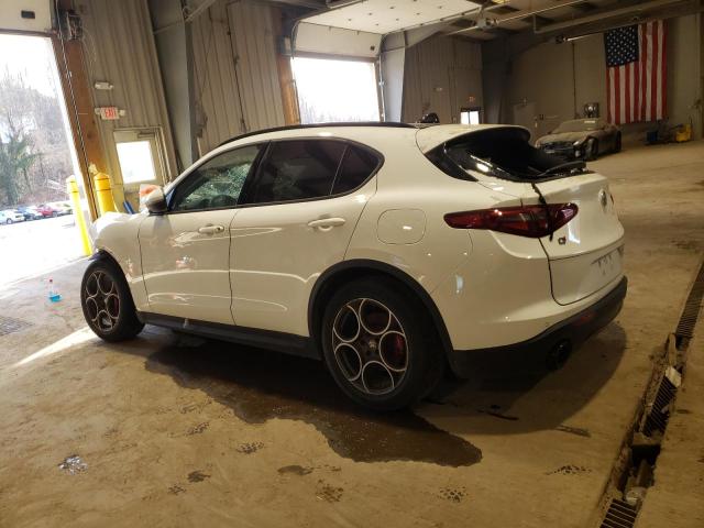 ZASPAKAN5N7D26884 - 2022 ALFA ROMEO STELVIO WHITE photo 2