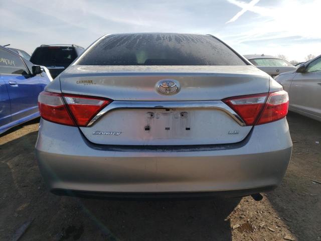 4T4BF1FK3FR450038 - 2015 TOYOTA CAMRY LE GRAY photo 6