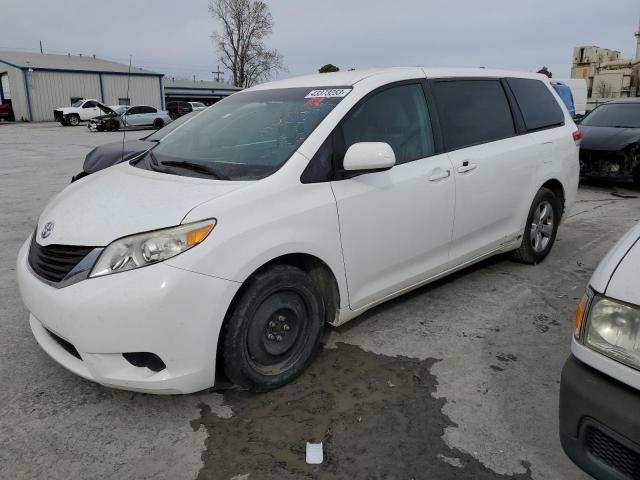 5TDKA3DCXCS015571 - 2012 TOYOTA SIENNA BASE WHITE photo 1