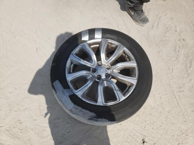 SALVP2RXXJH299120 - 2018 LAND ROVER RANGE ROVE SE WHITE photo 13