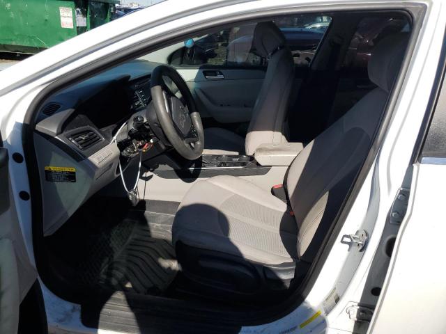 5NPE24AF9GH396257 - 2016 HYUNDAI SONATA SE WHITE photo 7