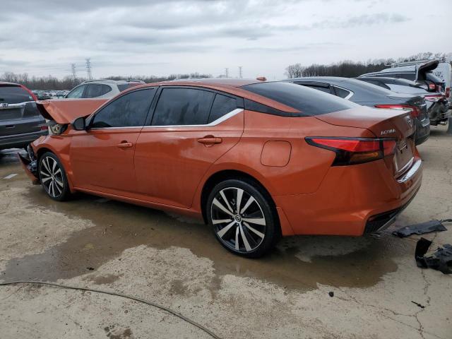 1N4BL4CV4NN412582 - 2022 NISSAN ALTIMA SR ORANGE photo 2