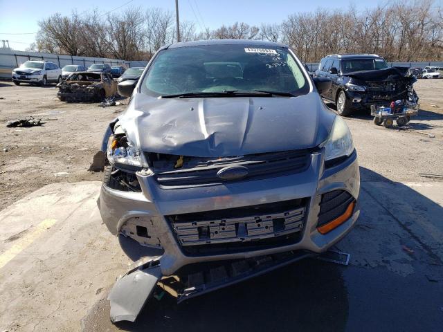 1FMCU0F77EUD00653 - 2014 FORD ESCAPE S GRAY photo 5