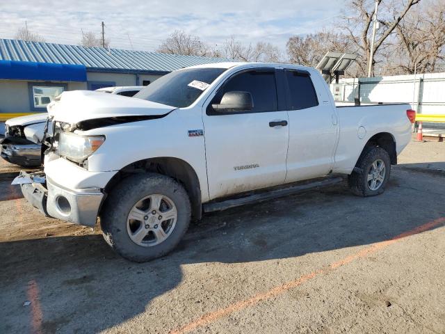 5TFUW5F12CX256875 - 2012 TOYOTA TUNDRA DOUBLE CAB SR5 WHITE photo 1