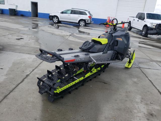 2BPSTJPB1PV000397 - 2023 SKI DOO SUMMIT X 8 GRAY photo 4