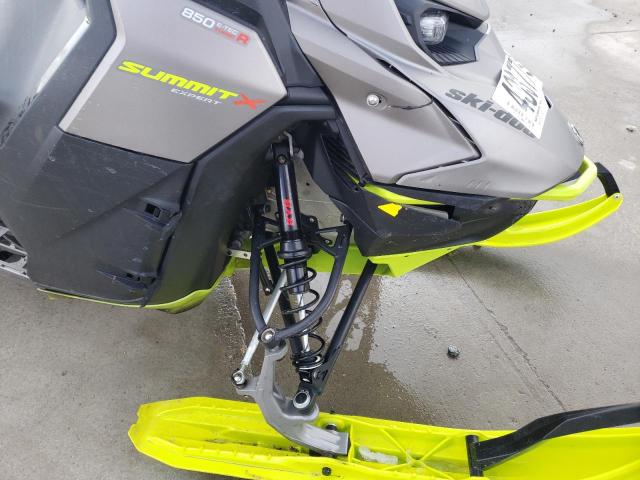 2BPSTJPB1PV000397 - 2023 SKI DOO SUMMIT X 8 GRAY photo 9