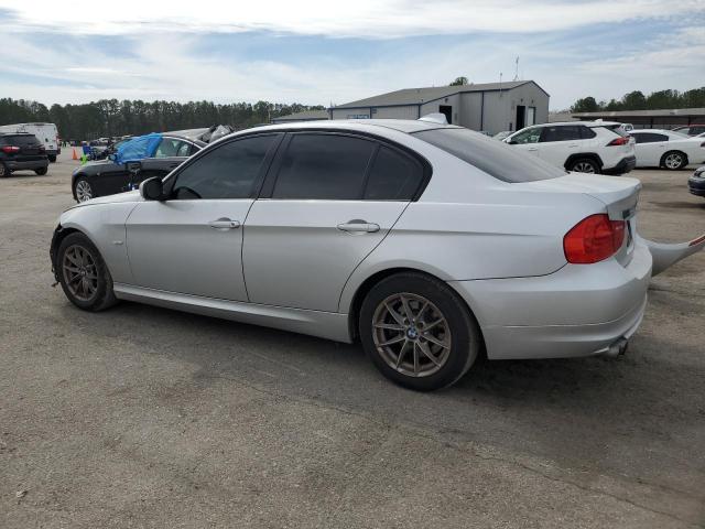 WBAPH7G51ANM50372 - 2010 BMW 328 I SILVER photo 2