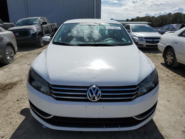 1VWAT7A33EC099462 - 2014 VOLKSWAGEN PASSAT S WHITE photo 5