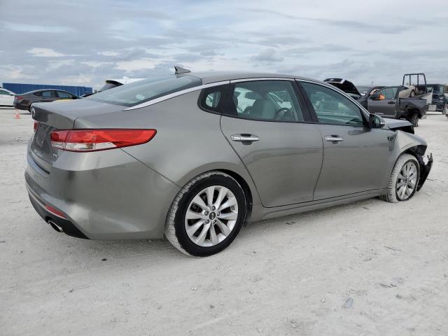 5XXGU4L38JG221913 - 2018 KIA OPTIMA EX GRAY photo 3