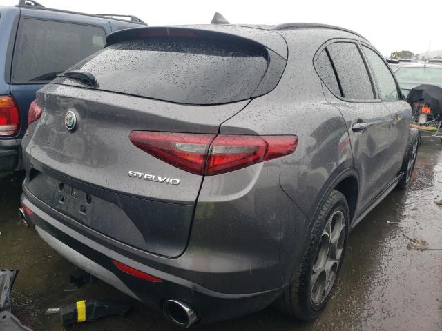 ZASPAKBN0K7C36844 - 2019 ALFA ROMEO STELVIO TI GRAY photo 3