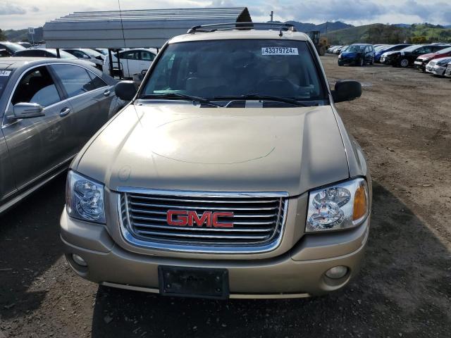 1GKDT13S572104210 - 2007 GMC ENVOY TAN photo 5