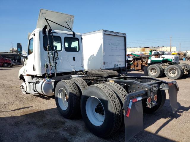 3AKJHLFG4LSLP4260 - 2020 FREIGHTLINER CASCADIA 1 WHITE photo 3