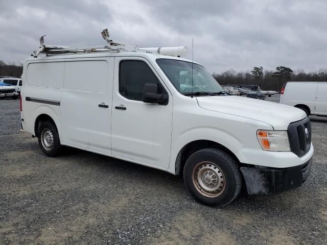 1N6BF0KM9DN100367 - 2013 NISSAN NV 1500 WHITE photo 4