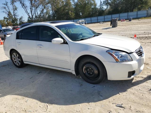 1N4BA41E77C829606 - 2007 NISSAN MAXIMA SE WHITE photo 4