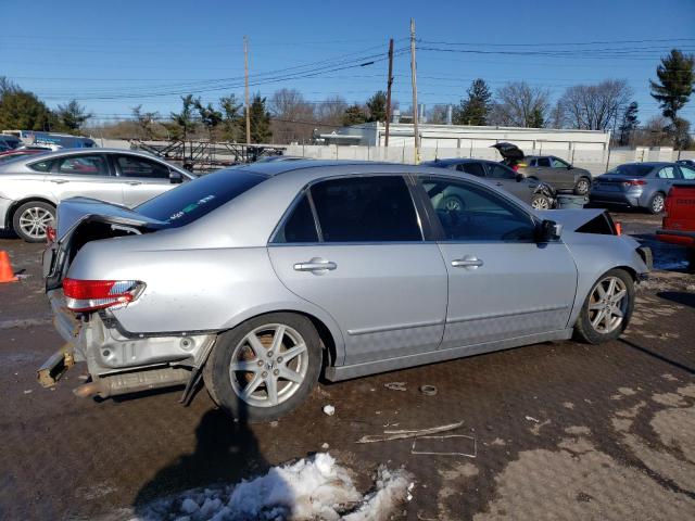 1HGCM56653A030220 - 2003 HONDA ACCORD EX SILVER photo 3