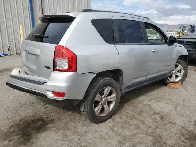 1J4NF1FB6BD159131 - 2011 JEEP COMPASS SPORT SILVER photo 3