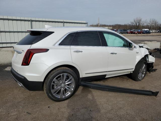 1GYKNDRSXPZ170047 - 2023 CADILLAC XT5 PREMIUM LUXURY WHITE photo 3