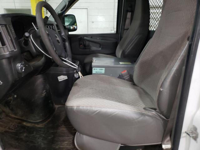 1GTZGFBA2A1158721 - 2010 GMC SAVANA G2500 WHITE photo 7