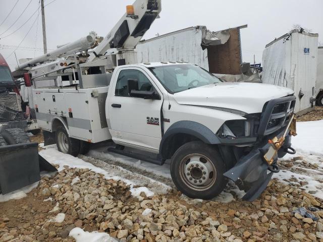 3C7WRKAJ6HG607663 - 2017 RAM 4500 WHITE photo 4