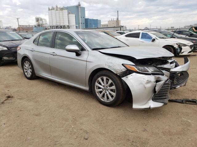 JTNB11HK7J3020887 - 2018 TOYOTA CAMRY L SILVER photo 4