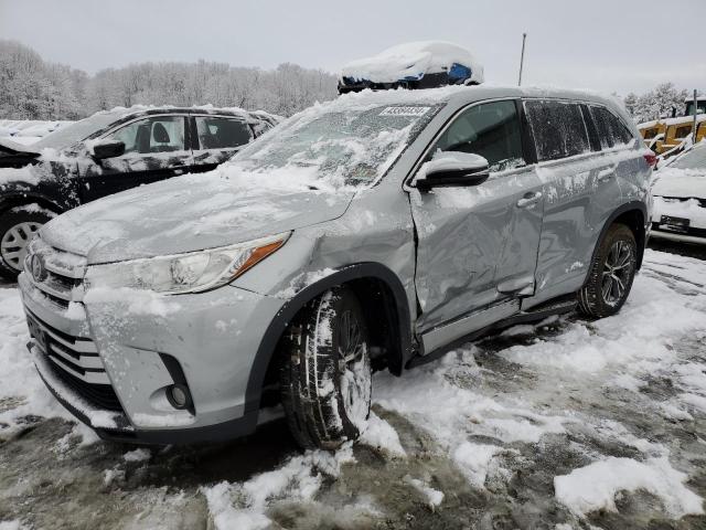 5TDBZRFH7HS428544 - 2017 TOYOTA HIGHLANDER LE SILVER photo 1