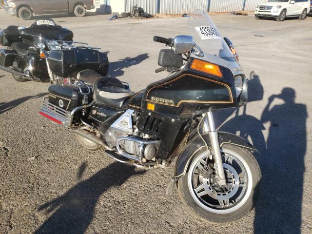 1HFSC0212CA211257 - 1982 HONDA GL1100 I BLACK photo 1