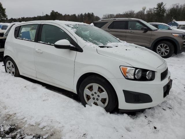 1G1JA6SH8G4172828 - 2016 CHEVROLET SONIC LS WHITE photo 4