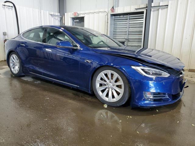 5YJSA1E2XHF231412 - 2017 TESLA MODEL S ლურჯი ფოტო 4