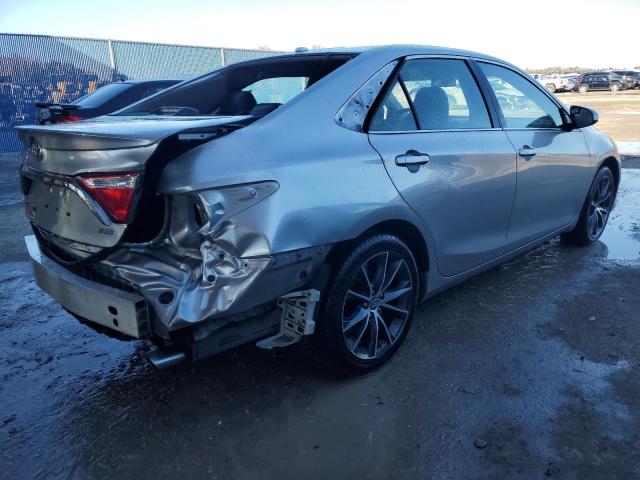 4T1BF1FK9HU631626 - 2017 TOYOTA CAMRY LE SILVER photo 3