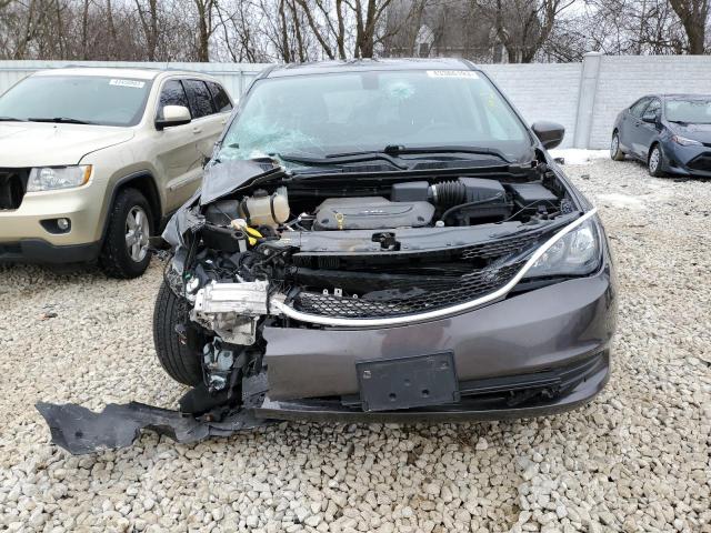 2C4RC1DG6HR529496 - 2017 CHRYSLER PACIFICA TOURING GRAY photo 5