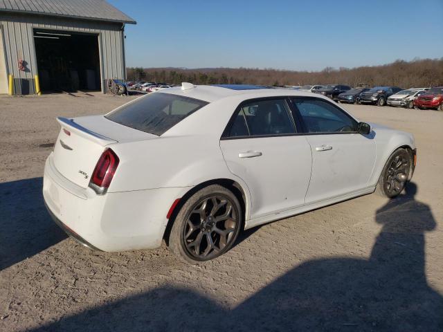 2C3CCABG4JH266997 - 2018 CHRYSLER 300 S WHITE photo 3