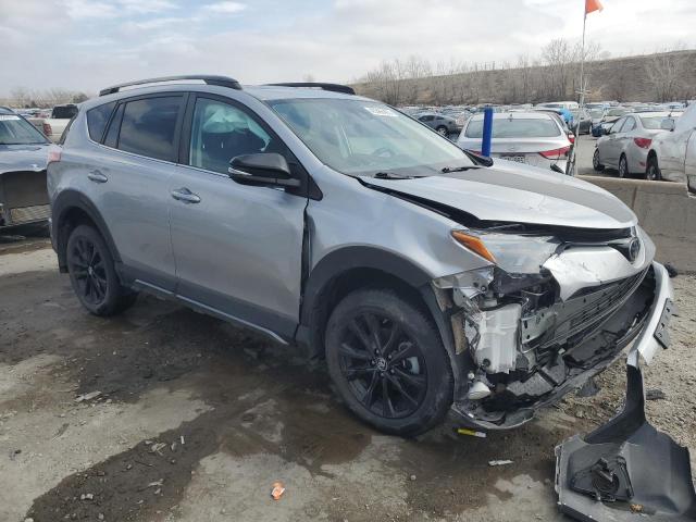 2T3RFREVXJW808416 - 2018 TOYOTA RAV4 ADVENTURE SILVER photo 4