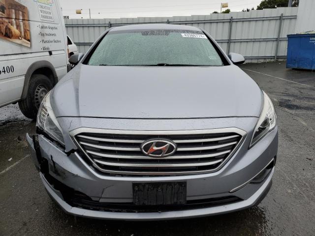 5NPE24AF8GH324059 - 2016 HYUNDAI SONATA SE SILVER photo 5