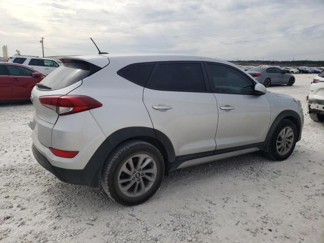 KM8J23A4XHU380966 - 2017 HYUNDAI TUCSON SE SILVER photo 3