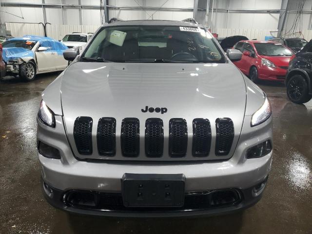 1C4PJMCS5GW133425 - 2016 JEEP CHEROKEE LATITUDE SILVER photo 5