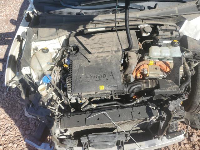 KNDCB3LC9K5244251 - 2019 KIA NIRO FE WHITE photo 11