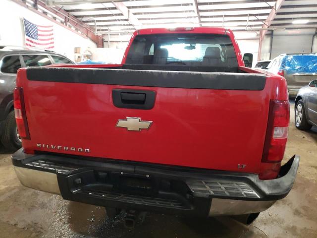 1GCHK23638F154476 - 2008 CHEVROLET SILVERADO K2500 HEAVY DUTY RED photo 6