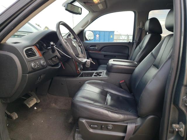 1GNSKBE03BR218267 - 2011 CHEVROLET TAHOE K1500 LT GRAY photo 7