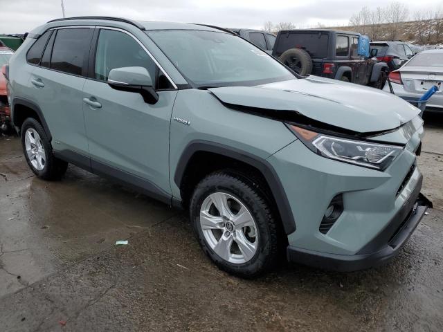 2T3RWRFV1KW032774 - 2019 TOYOTA RAV4 XLE GRAY photo 4