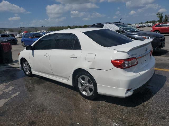 5YFBU4EE4DP210590 - 2013 TOYOTA COROLLA BASE WHITE photo 2