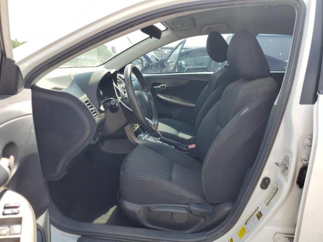 5YFBU4EE4DP210590 - 2013 TOYOTA COROLLA BASE WHITE photo 7