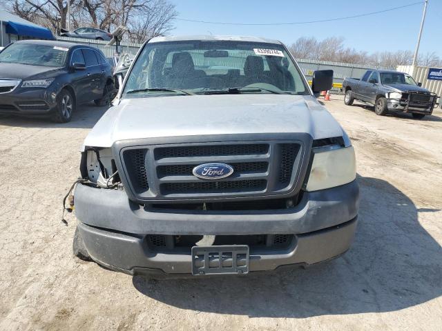 1FTRF12215KC56900 - 2005 FORD F150 SILVER photo 5