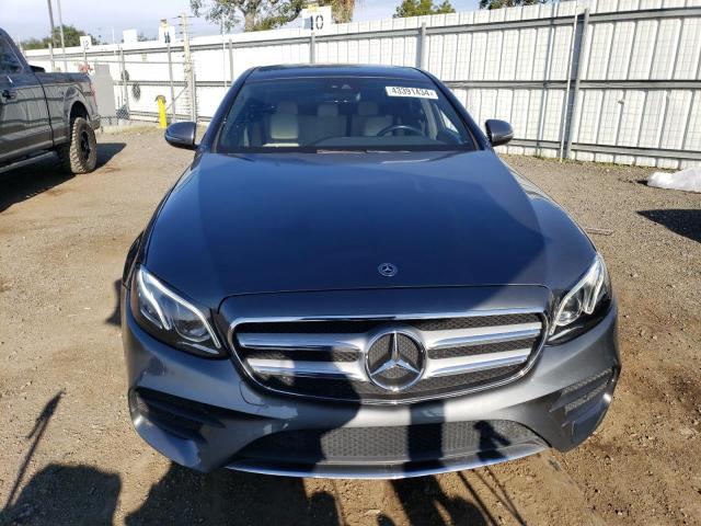 WDDZF4JB8JA476298 - 2018 MERCEDES-BENZ E 300 GRAY photo 5