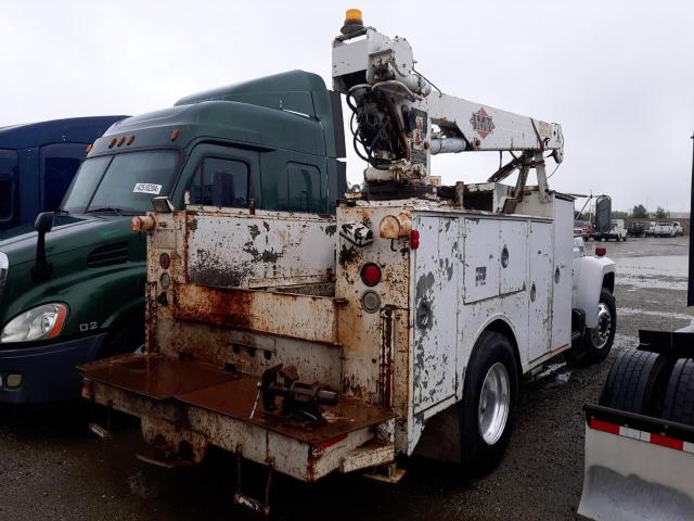 1FDNK74A3JVA41170 - 1988 FORD F700 F WHITE photo 4