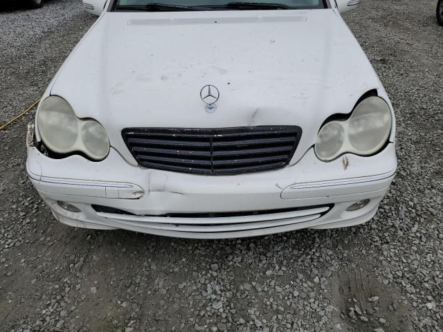 WDBRF54H76A840233 - 2006 MERCEDES-BENZ C 280 WHITE photo 11