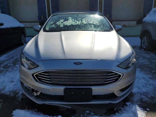 3FA6P0LU4HR167435 - 2017 FORD FUSION SE HYBRID SILVER photo 5