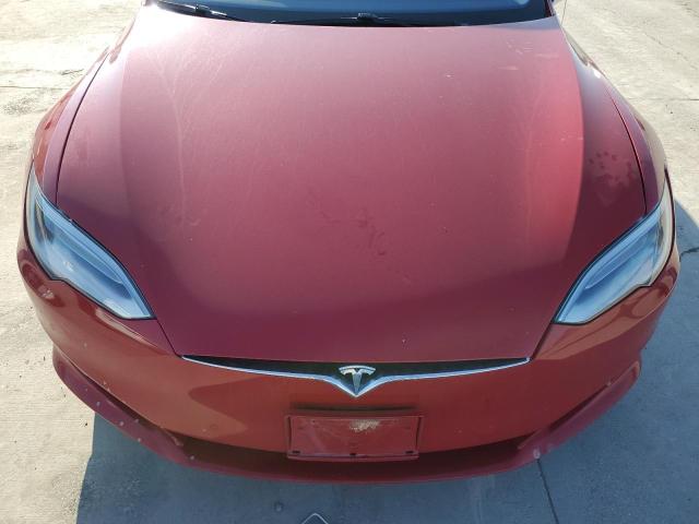 5YJSA1E26GF141852 - 2016 TESLA MODEL S RED photo 11