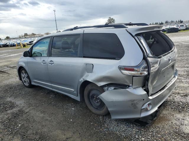 5TDXK3DC7CS265644 - 2012 TOYOTA SIENNA SPORT SILVER photo 2