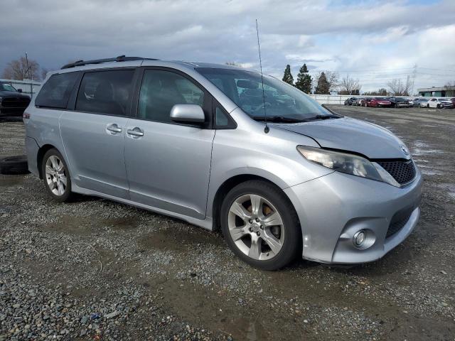 5TDXK3DC7CS265644 - 2012 TOYOTA SIENNA SPORT SILVER photo 4