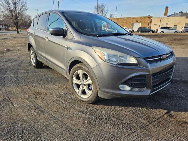 1FMCU0GX5EUE23723 - 2014 FORD ESCAPE SE GRAY photo 1